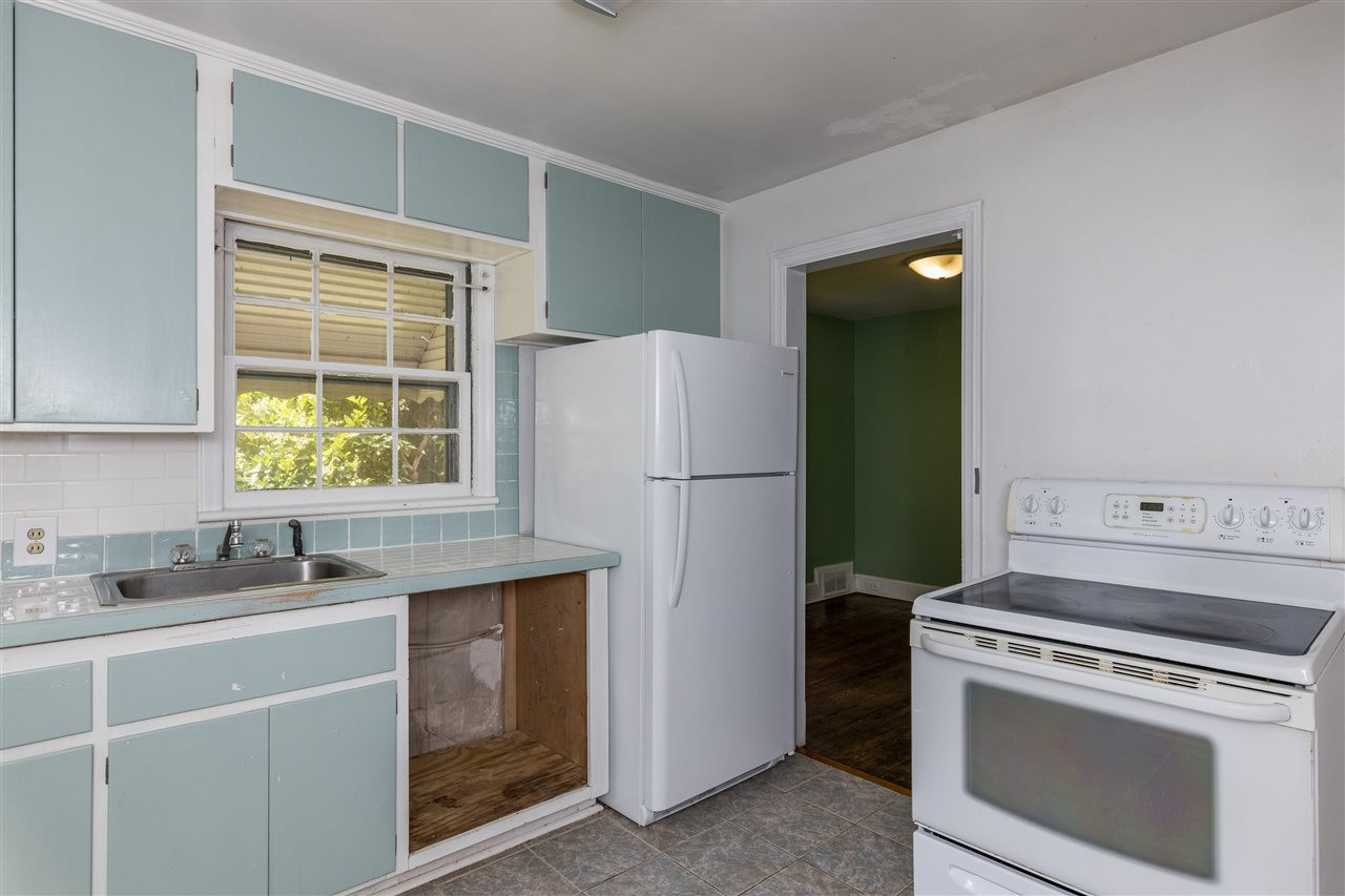 614 Elm Street Raleigh, NC 27604 - Photo 16 of 30 Photo 16