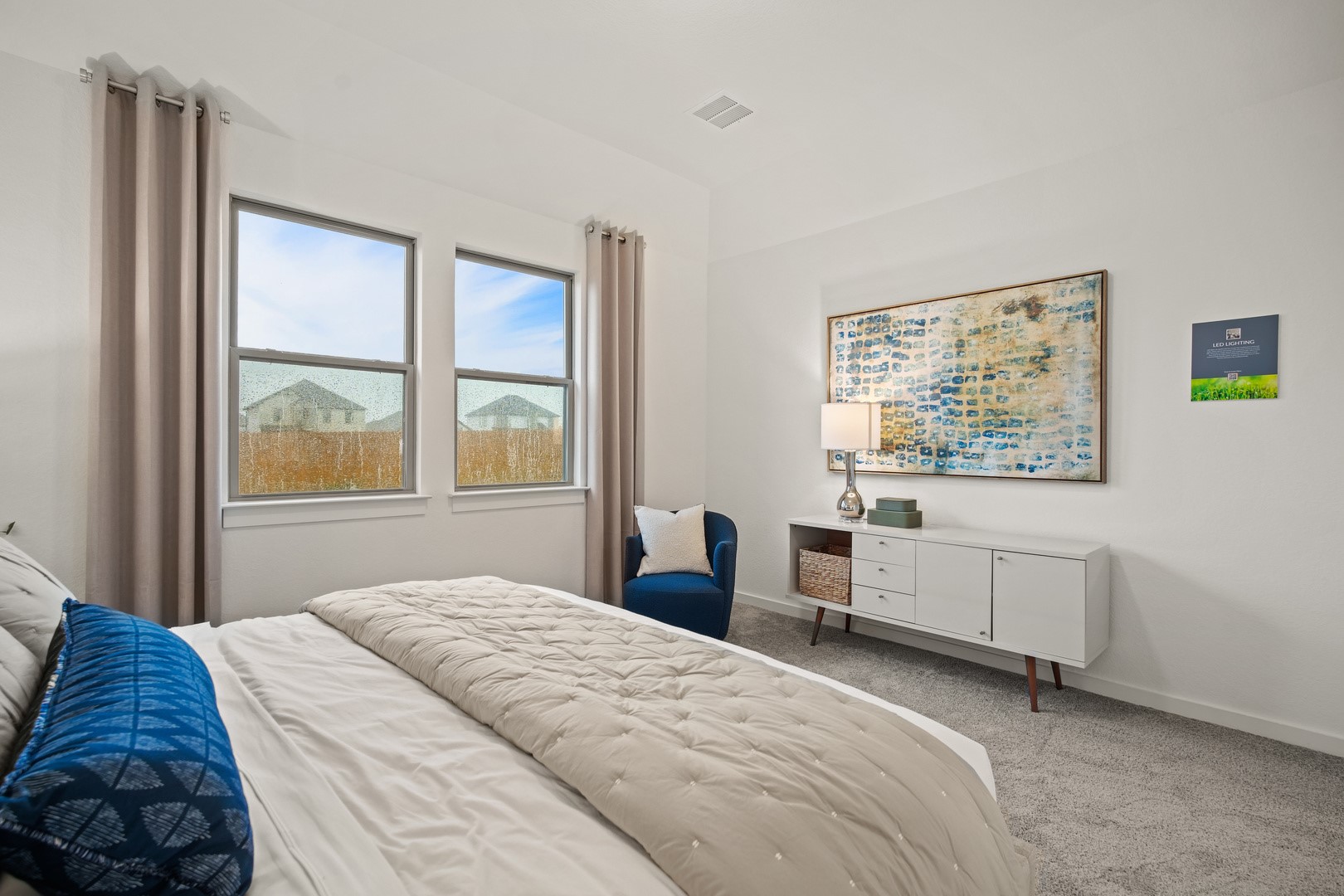 31016 Rena Coast Drive Huffman, TX 77336 - Photo 15 of 27 Primary suite in the Oak home plan by Trophy Signature Homes – REPRESENTATIVE PHOTO