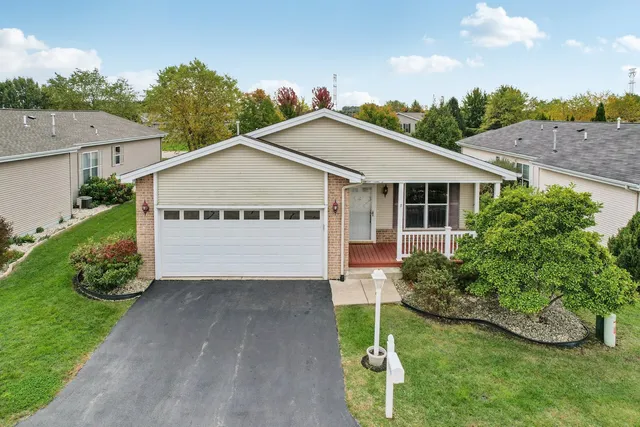 $189,000 | 3306 Stakes Lane, Grayslake, IL 60030