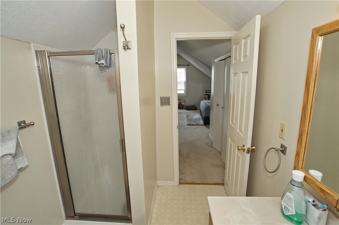 4218 Ellison Road Cleveland, OH 44121 - Photo 23 of 31