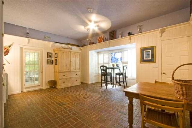 1206 Northampton Road Anderson, SC 29621 - Photo 8 of 24