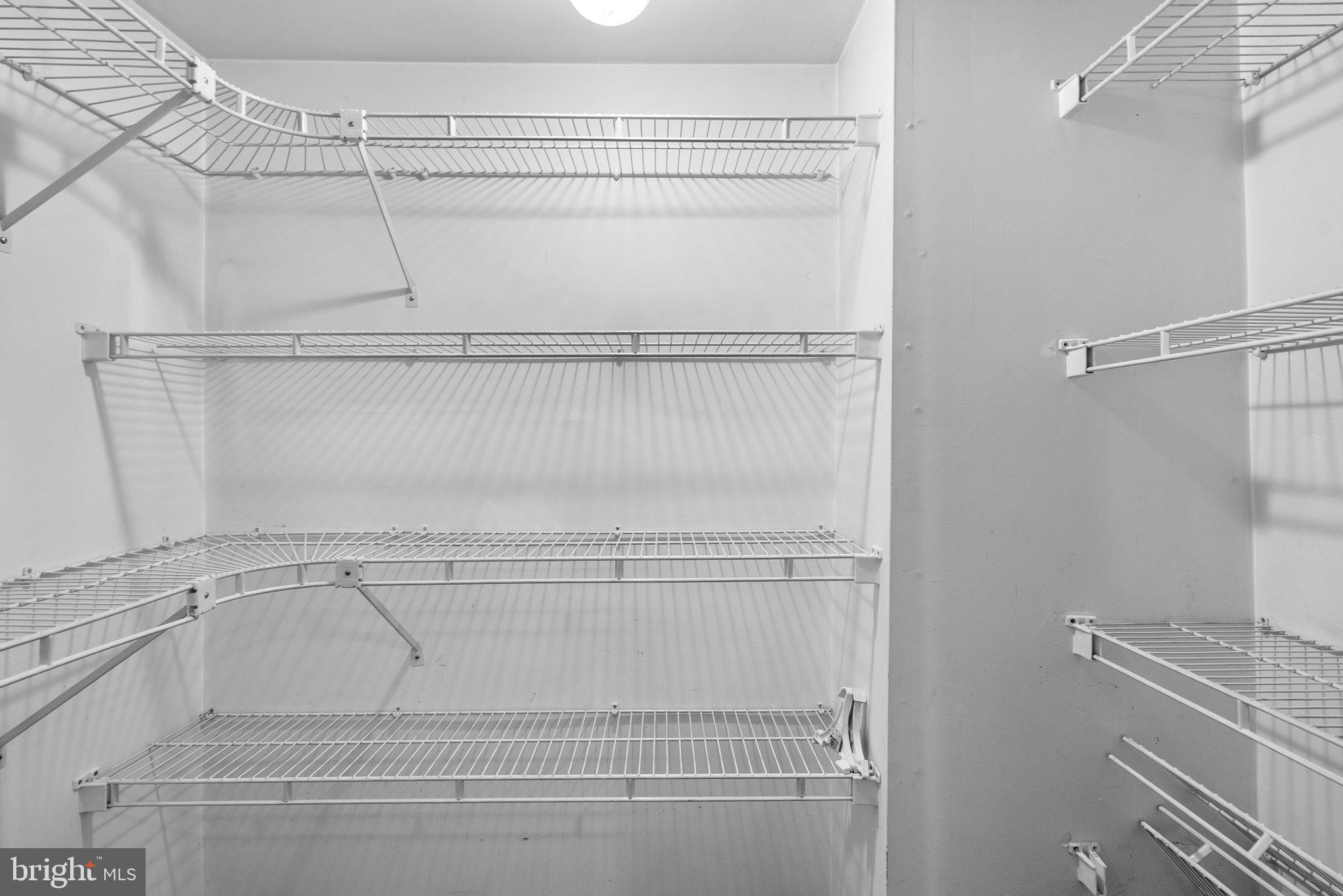 810 Knoxville Road Knoxville, MD 21758 - Photo 33 of 42 a view of a closet