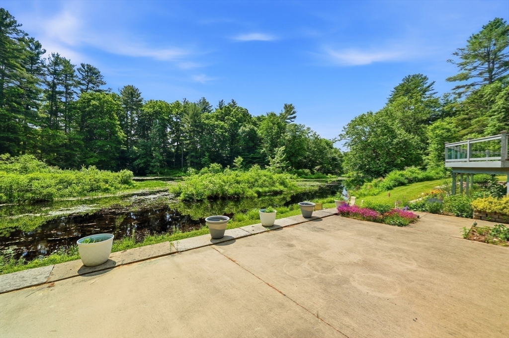 259 Greenwich Road Ware, MA 01082 - Photo 10 of 40 Gallery Image 10