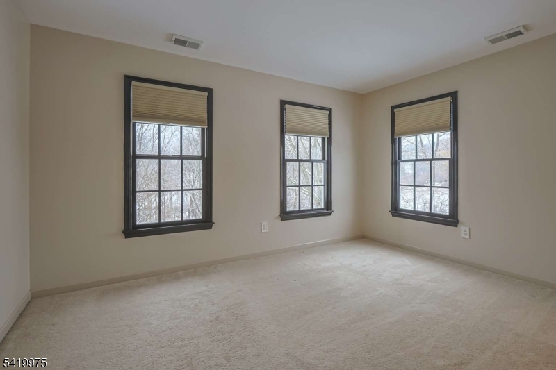 15 Ramsey Road Lebanon, NJ 08833 - Photo 19 of 25