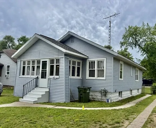 $134,900 | 1863 Manz Street, Muskegon, MI 49442