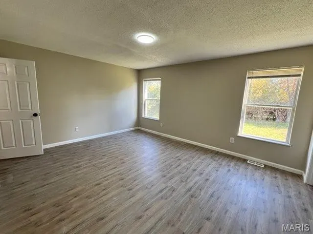 $199,900 | 12054 Criterion Avenue, St. Louis, MO 63138