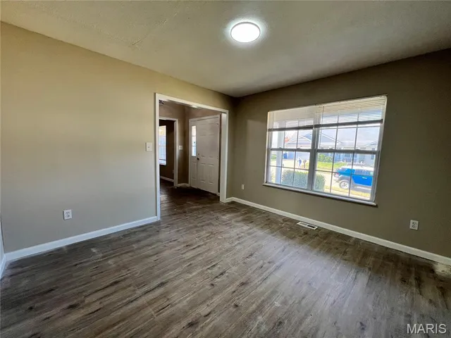 $199,900 | 12054 Criterion Avenue, St. Louis, MO 63138