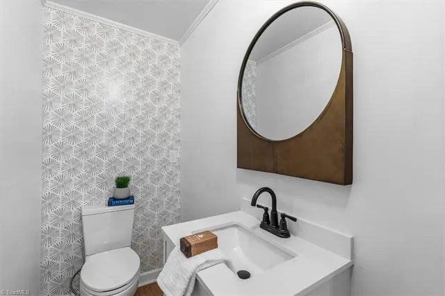 $499,000 | 803 Sunset Drive, High Point, NC 27262