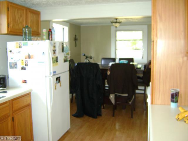 6727 Sandylea Road Oak Ridge, NC 27310 - Photo 3 of 12 Kitchen.