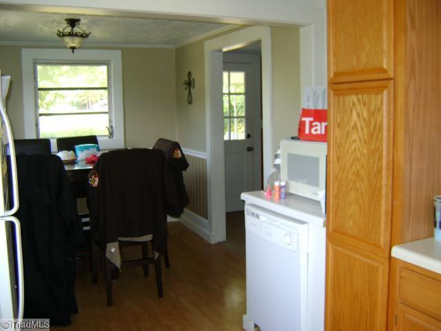 6727 Sandylea Road Oak Ridge, NC 27310 - Photo 5 of 12 Kitchen.