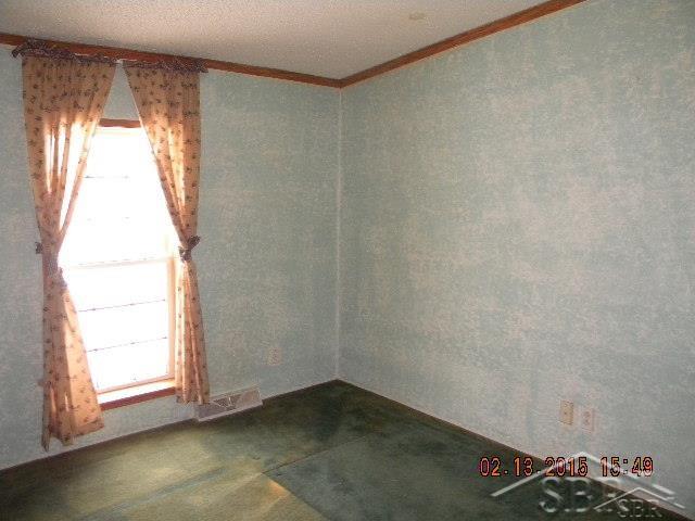 5940 West Freeland Road Freeland, MI 48623 - Photo 11 of 14 31232655-10.JPG