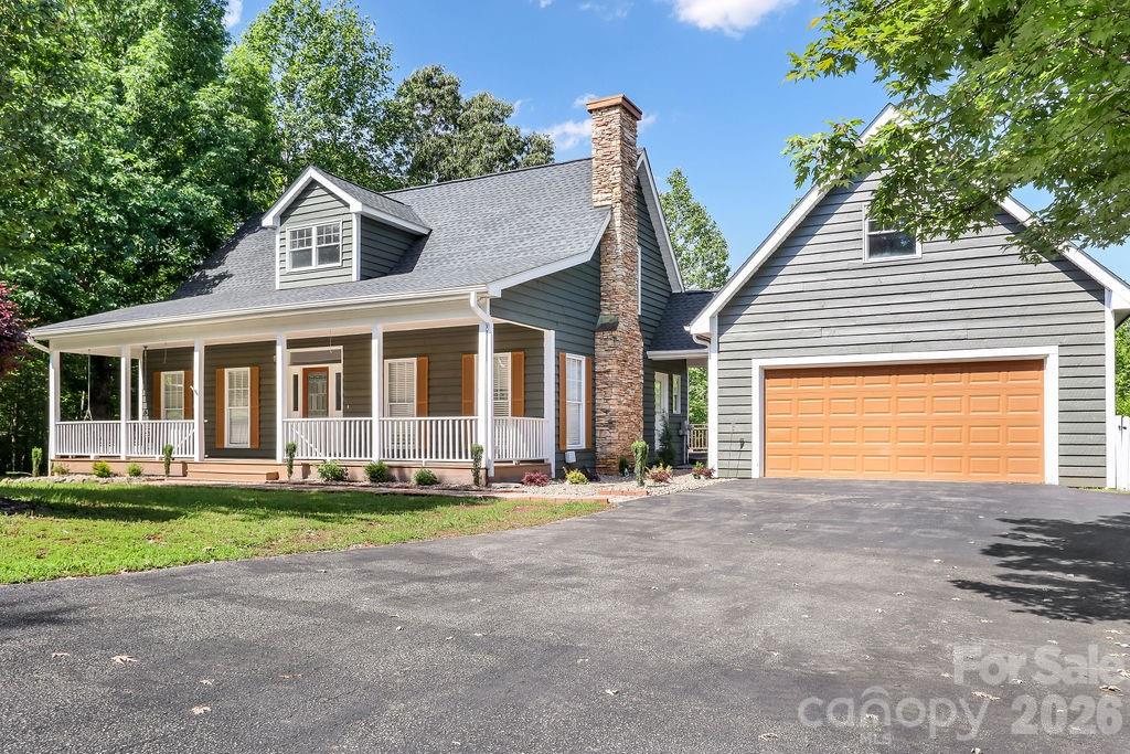 46 Indian Summer Lane Mill Spring, NC 28756 - Photo 2 of 30
