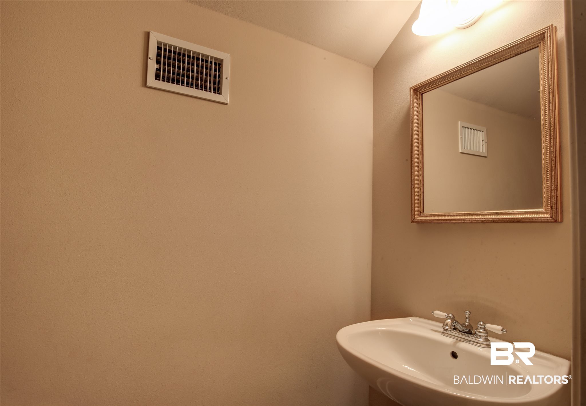 10654 County Road 32 Fairhope, AL 36532 - Photo 18 of 38 bonus bathroom