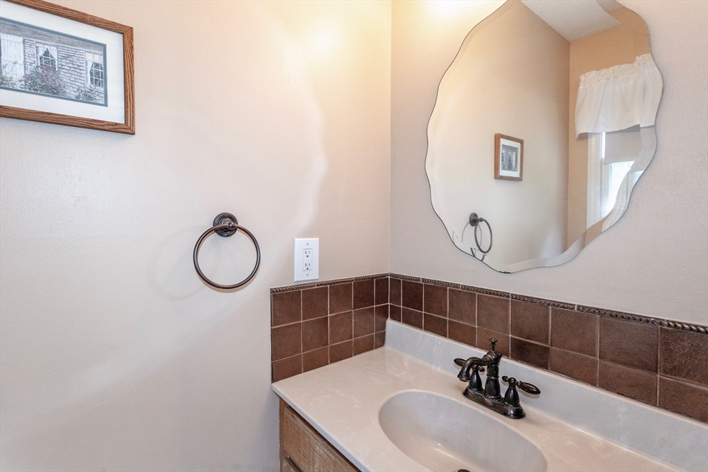 150 Hillside Road, Unit 22 Westfield, MA 01085 - Photo 24 of 31 Gallery Image 24