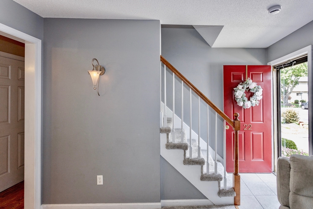 150 Hillside Road, Unit 22 Westfield, MA 01085 - Photo 3 of 31 Gallery Image 3