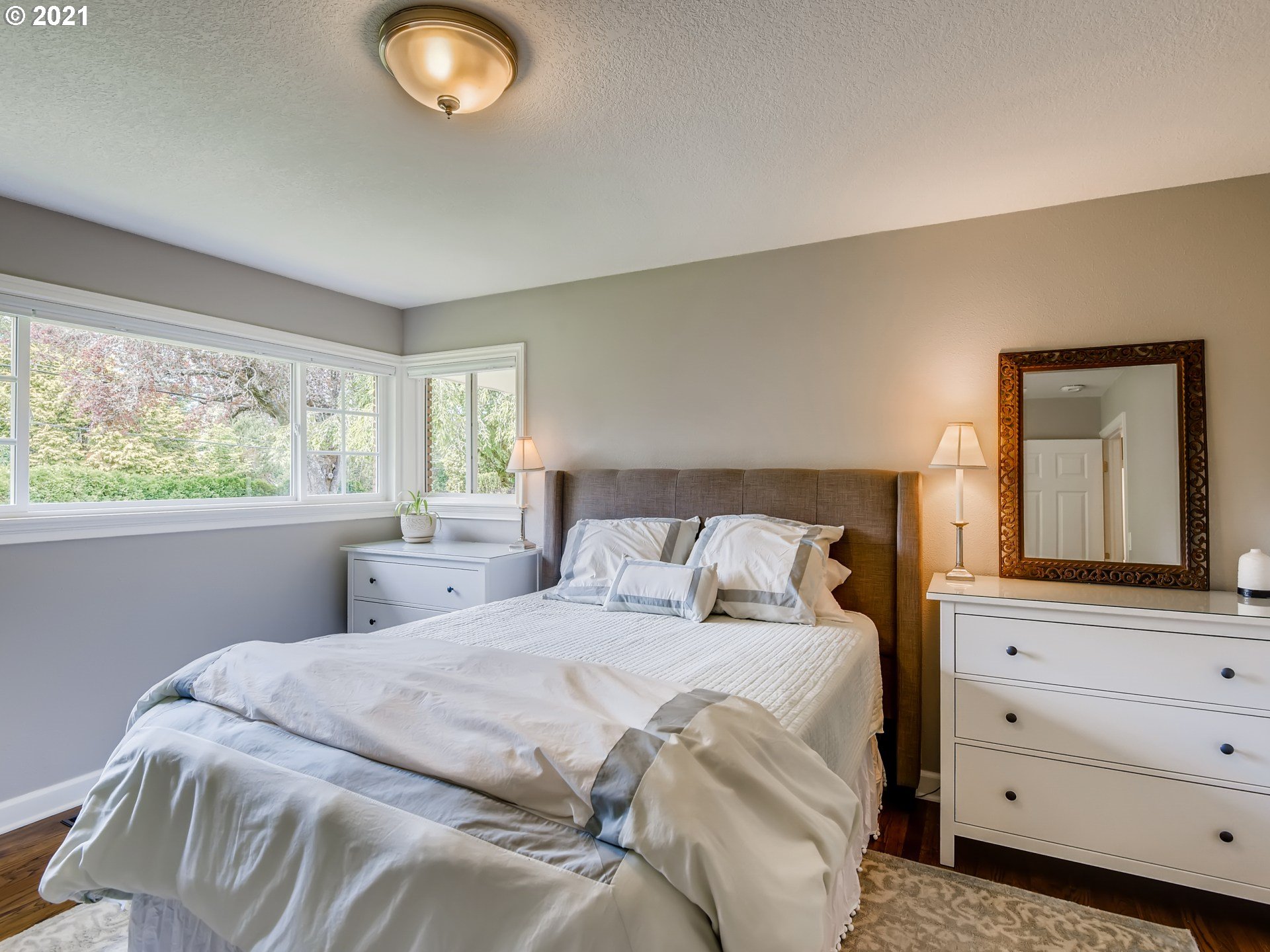 180 Northeast Williams Road Gresham, OR 97080 - Photo 13 of 26 Gallery Image 13