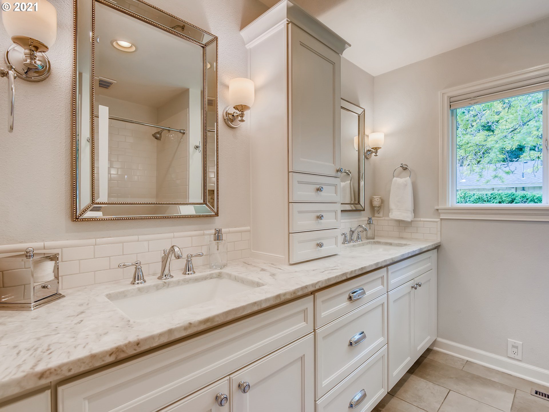 180 Northeast Williams Road Gresham, OR 97080 - Photo 16 of 26 Gallery Image 16