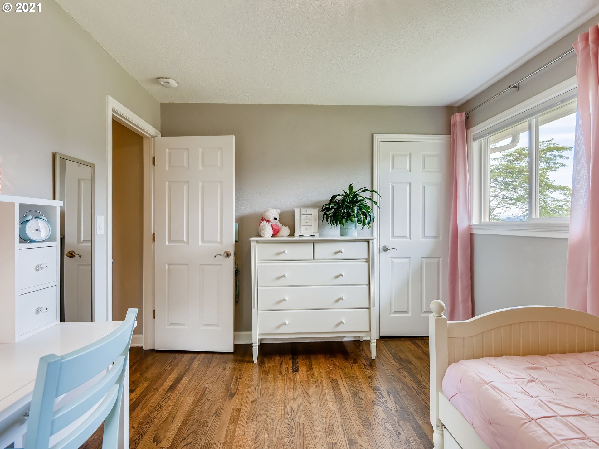180 Northeast Williams Road Gresham, OR 97080 - Photo 21 of 26 Gallery Image 21