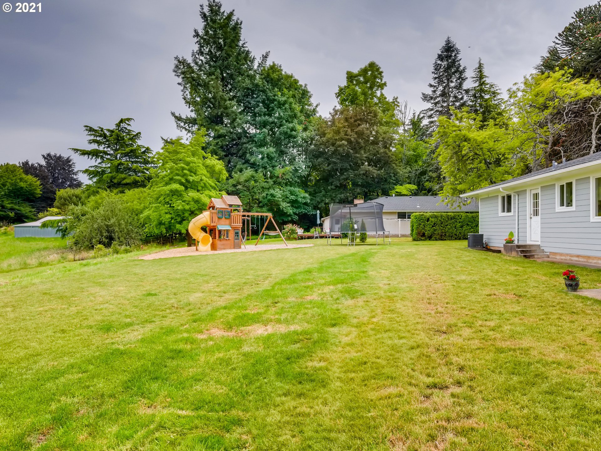 180 Northeast Williams Road Gresham, OR 97080 - Photo 24 of 26 Gallery Image 24