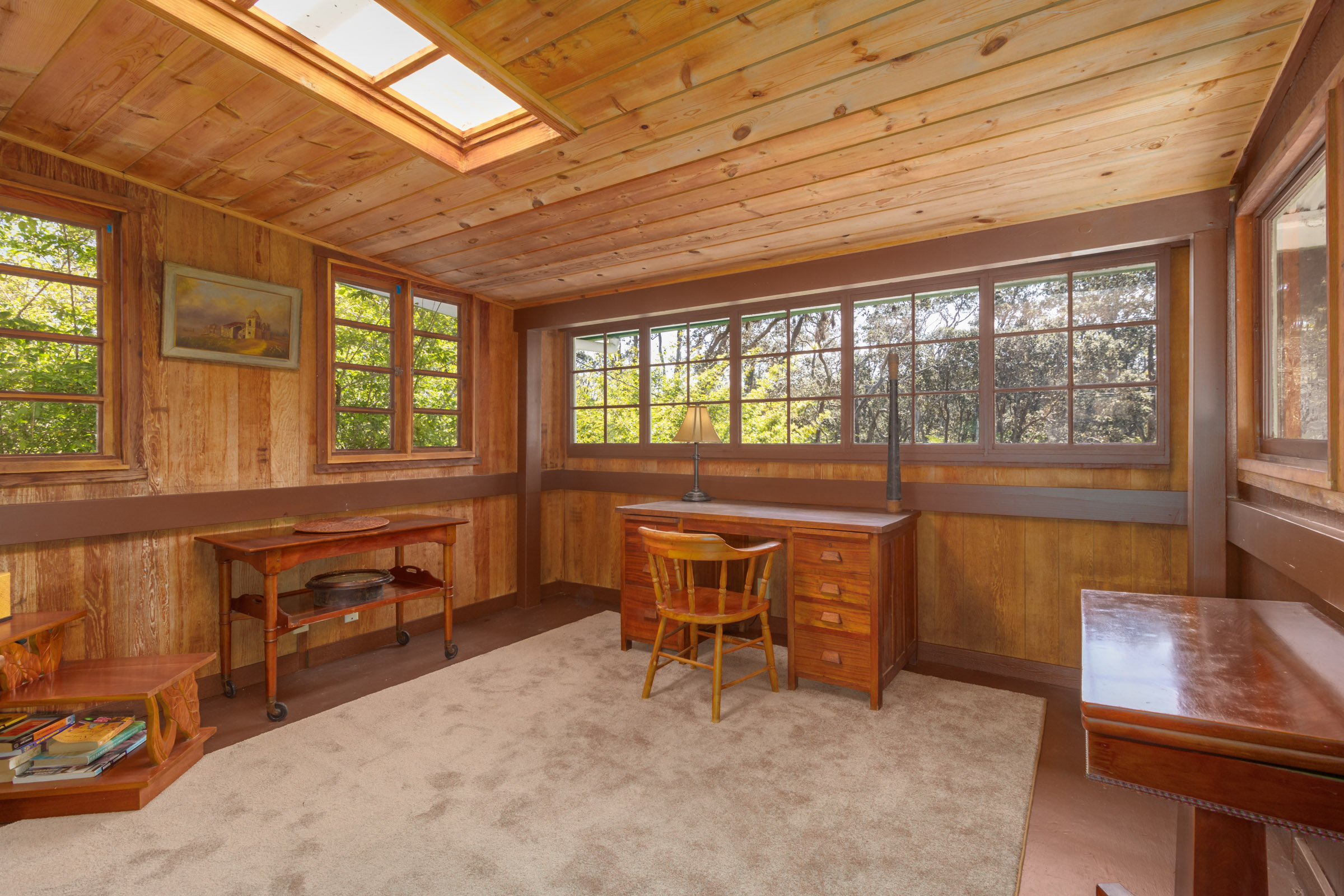 19-4035 Wright Road Volcano, HI 96785 - Photo 14 of 25 a dining room with furniture and windows