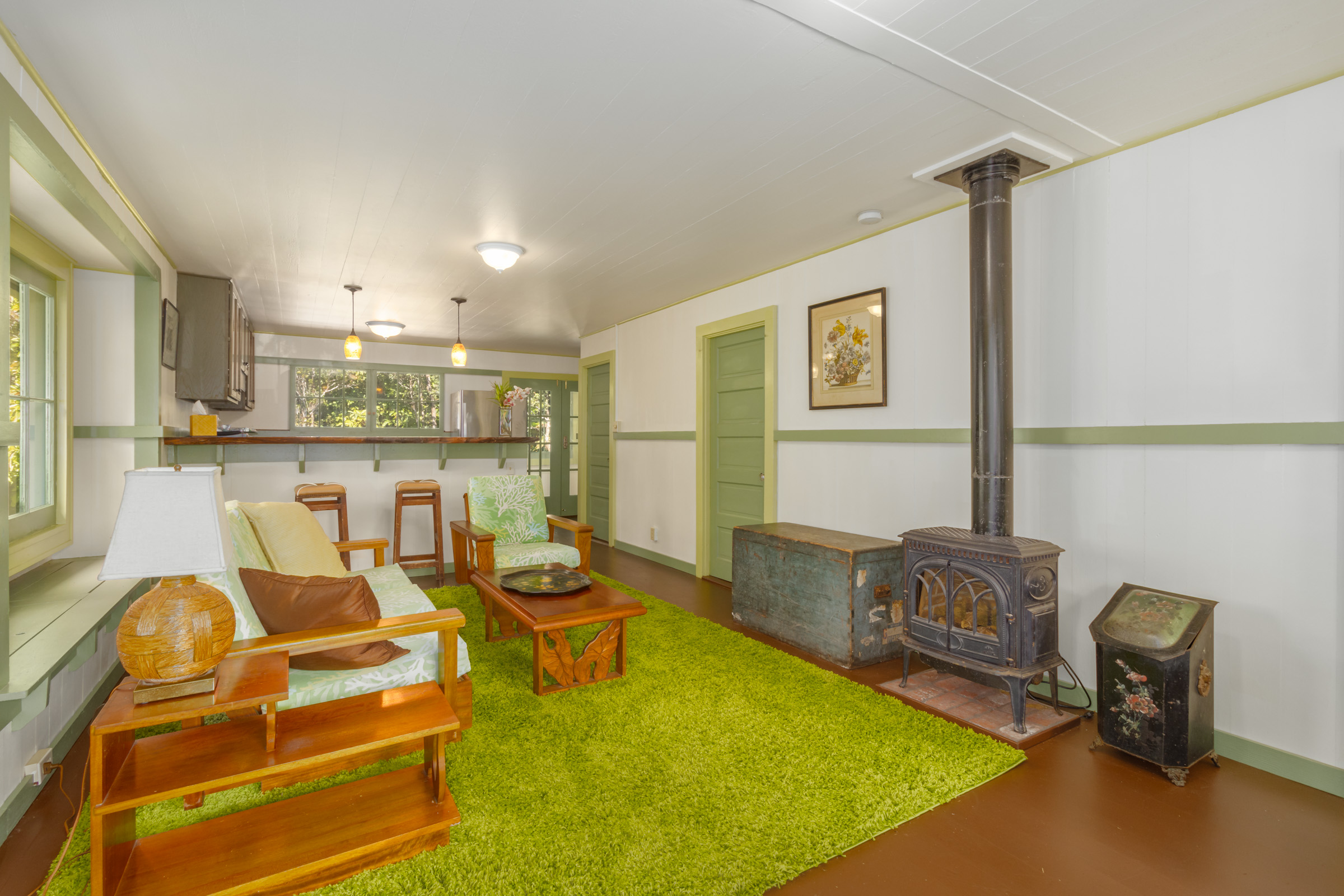 19-4035 Wright Road Volcano, HI 96785 - Photo 20 of 25 a living room with furniture