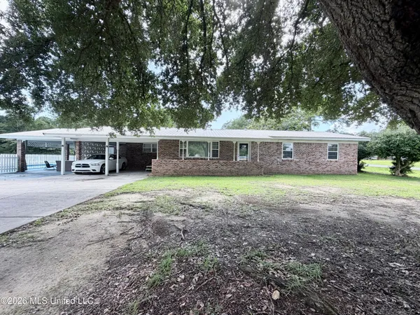 $245,000 | 22612 Highway 613, Moss Point, MS 39562