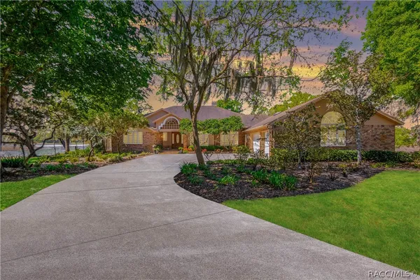 $850,000 | 8950 East Eden Walk Court, Inverness, FL 34450