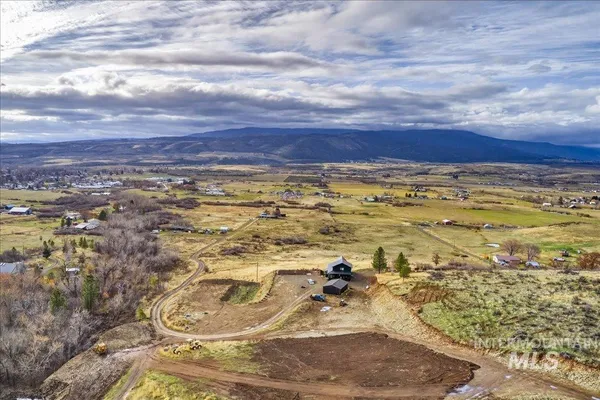 $4,800,000 | 2070 Missman Road, Unit 2, Council, ID 83612