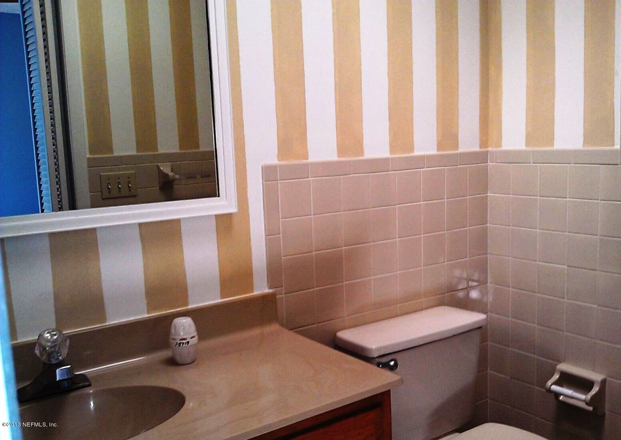 1611 Lemonwood Road Jacksonville, FL 32259 - Photo 7 of 13 Master bath