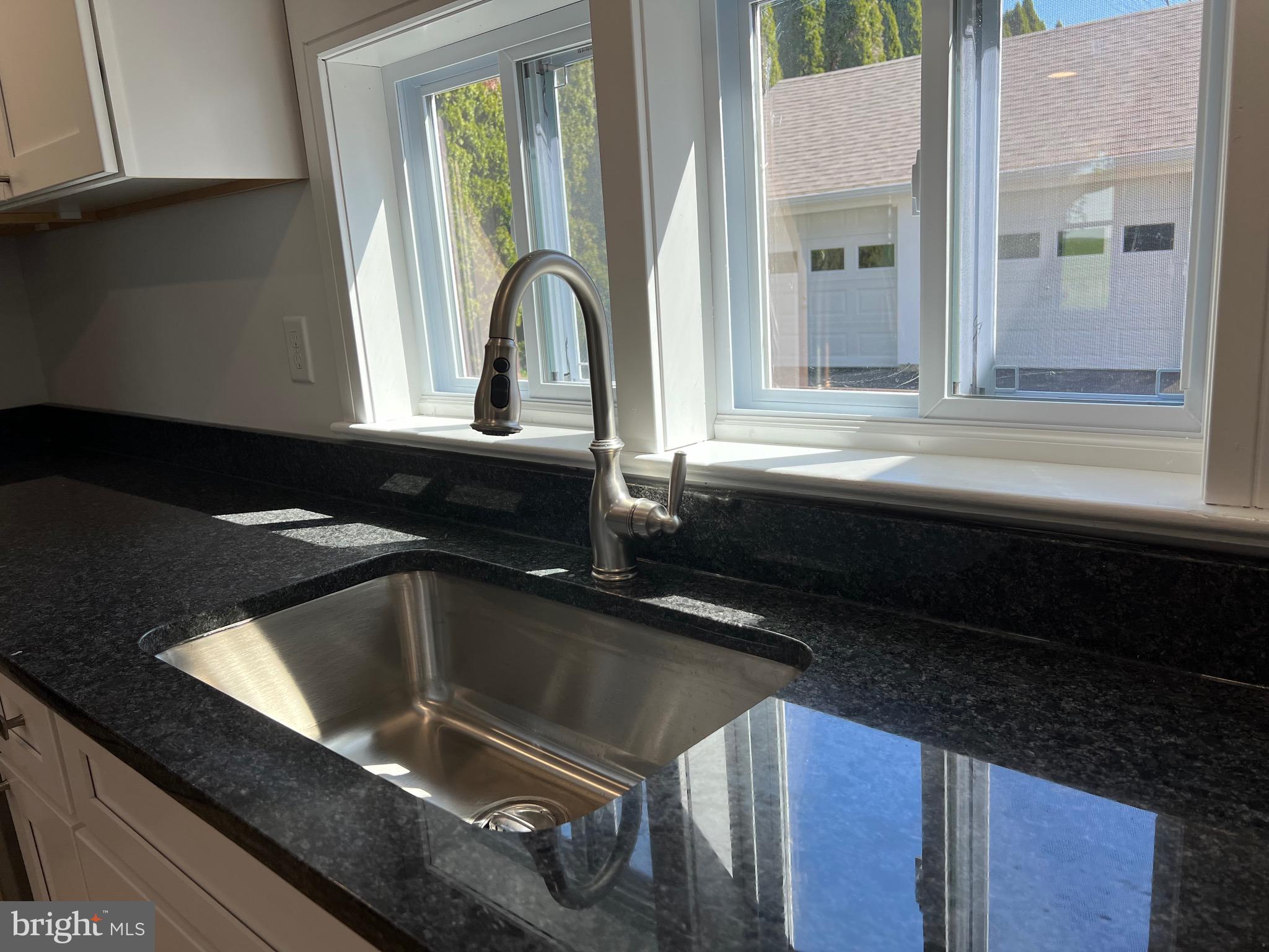 3232 Appleton Road Landenberg, PA 19350 - Photo 4 of 52