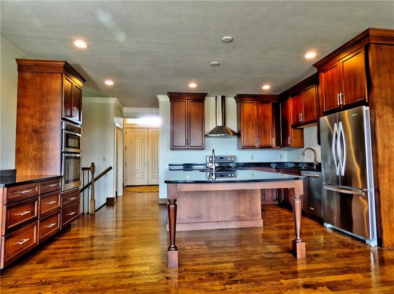 2121 John's Ridge Road Coraopolis, PA 15108 - Photo 6 of 22 Gallery Image 6