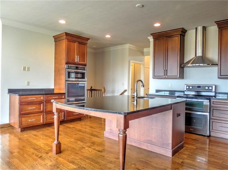2121 John's Ridge Road Coraopolis, PA 15108 - Photo 7 of 22 Gallery Image 7