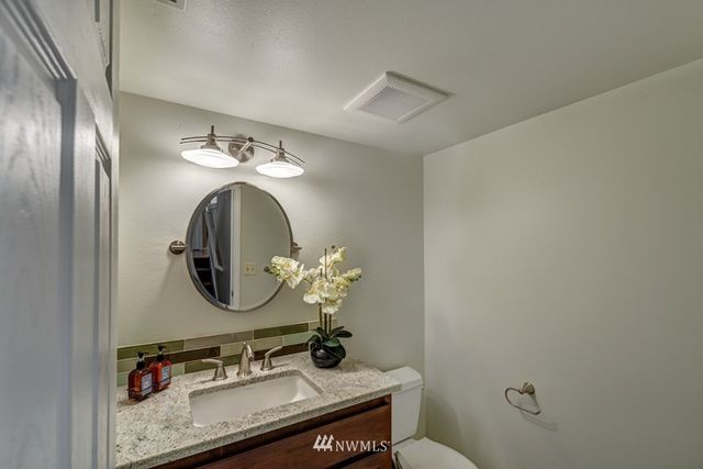 $806,888 | 6112 142nd Court Northeast, Redmond, WA 98052