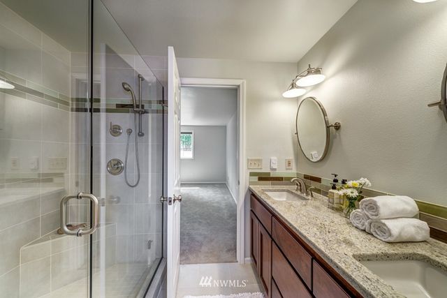 $806,888 | 6112 142nd Court Northeast, Redmond, WA 98052