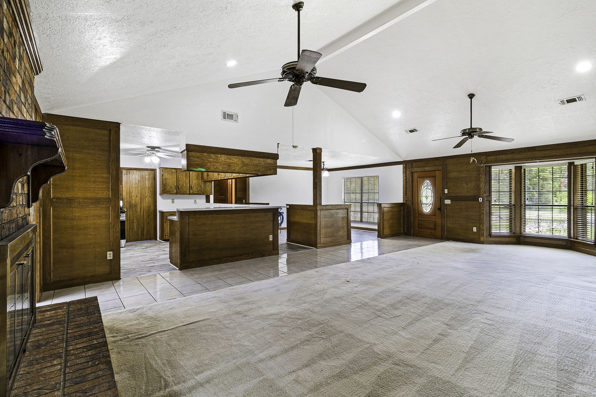 13180 Morgan Drive Splendora, TX 77372 - Photo 9 of 34 a view of a livingroom with a furniture