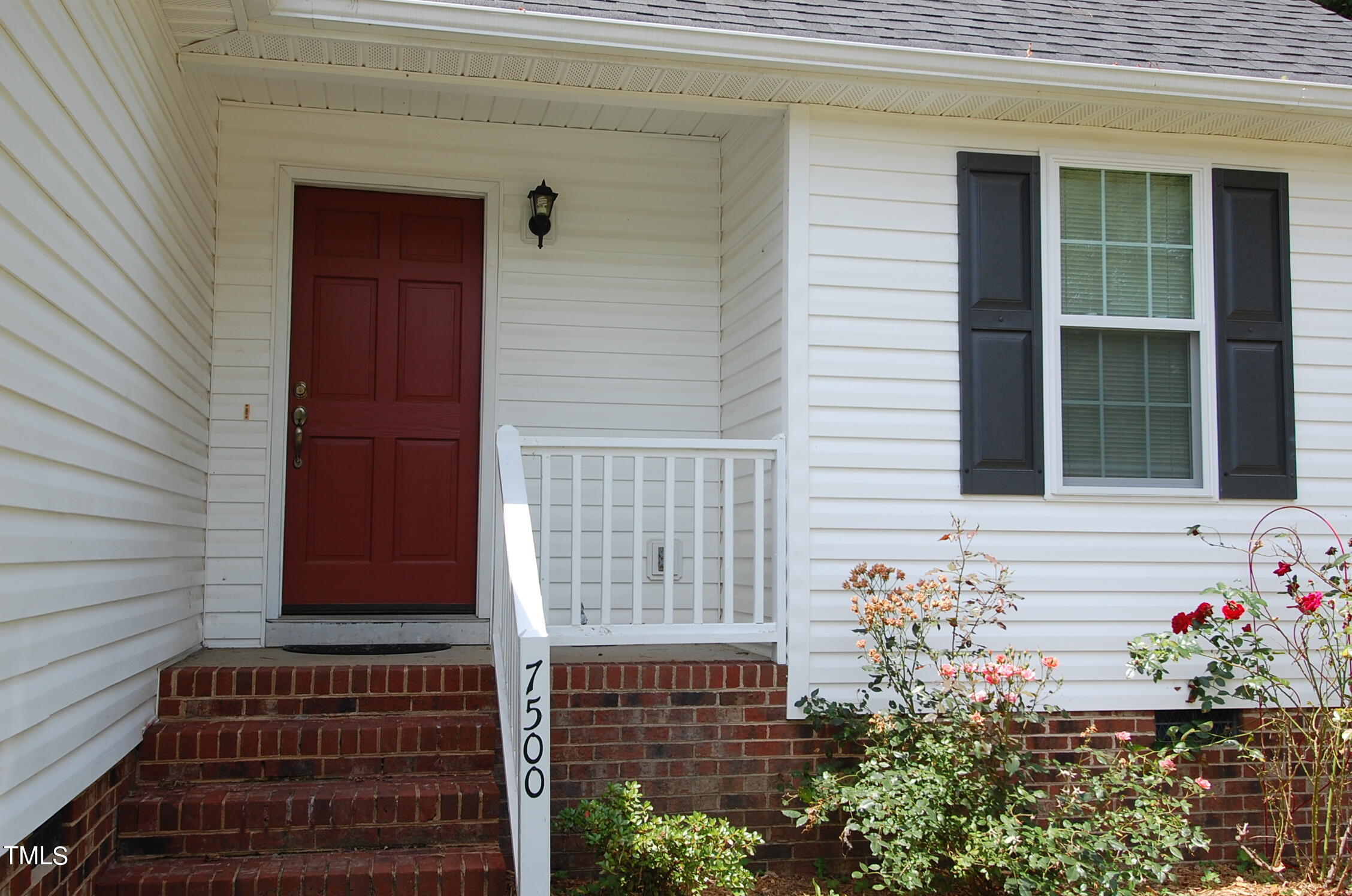 7500 Solumbra Court Raleigh, NC 27616 - Photo 25 of 27 DSC_0105