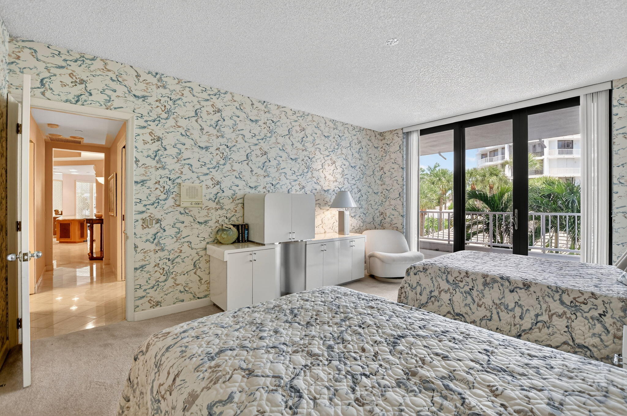 20310 Fairway Oaks Drive, Unit 124 Boca Raton, FL 33434 - Photo 23 of 65 35-web-or-mls-035_DSC_0147