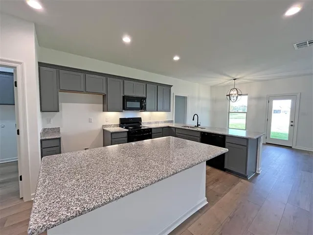 $252,490 | 125 Chandler Lane, Sulphur, LA 70665