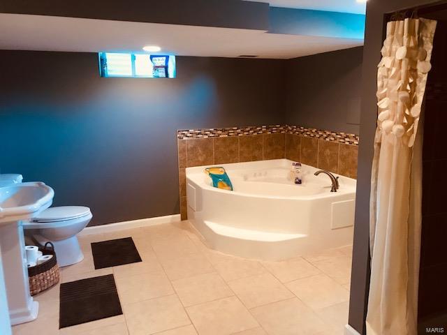 9809 East Watson Road St. Louis, MO 63126 - Photo 19 of 20 Gallery Image 19