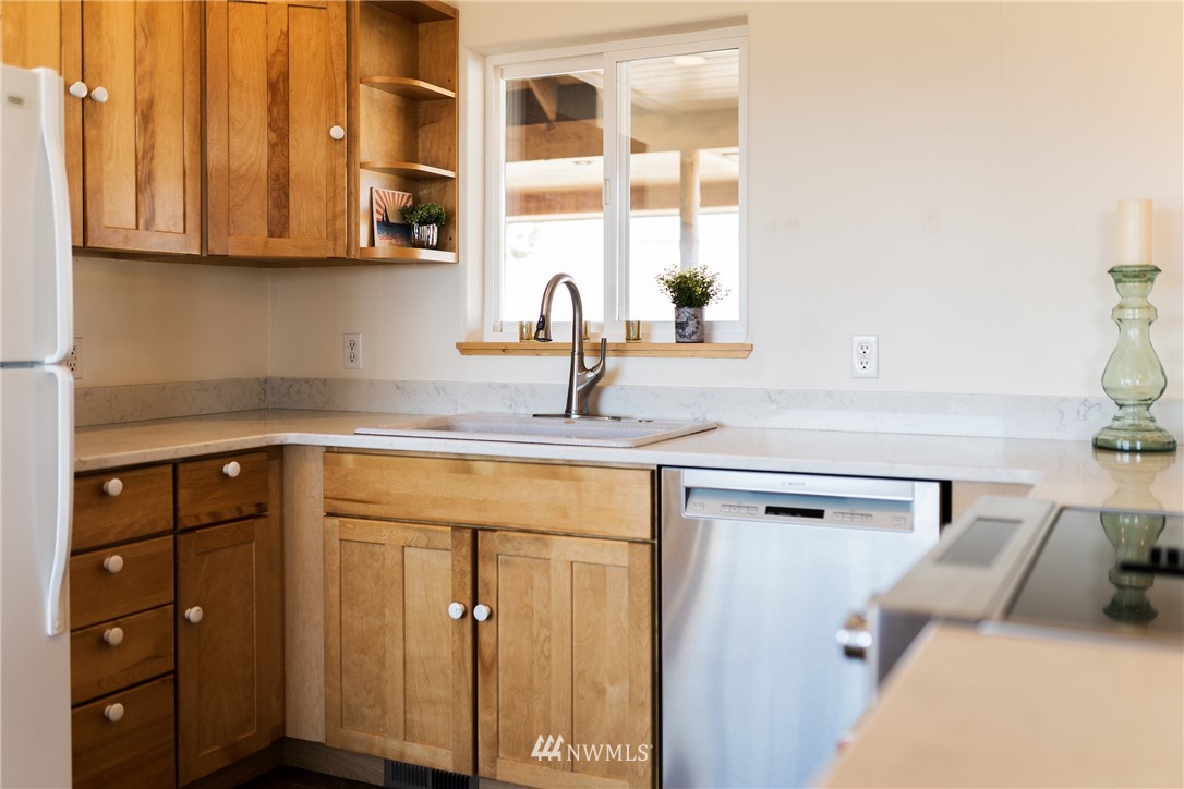 640 Chelan Trails Road Manson, WA 98831 - Photo 16 of 32 Gallery Image 16