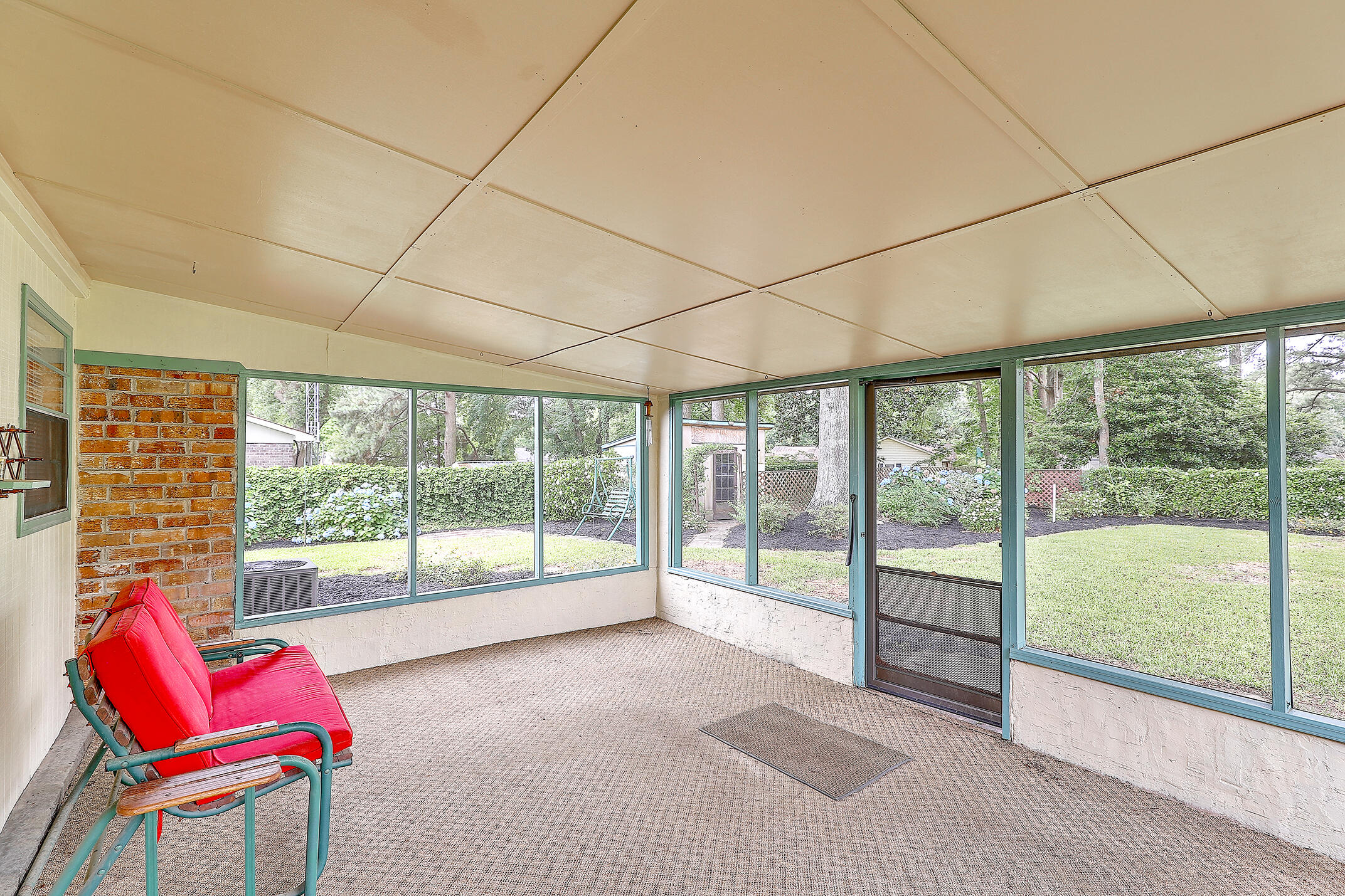 617 College Park Road Ladson, SC 29456 - Photo 20 of 28 Carpet