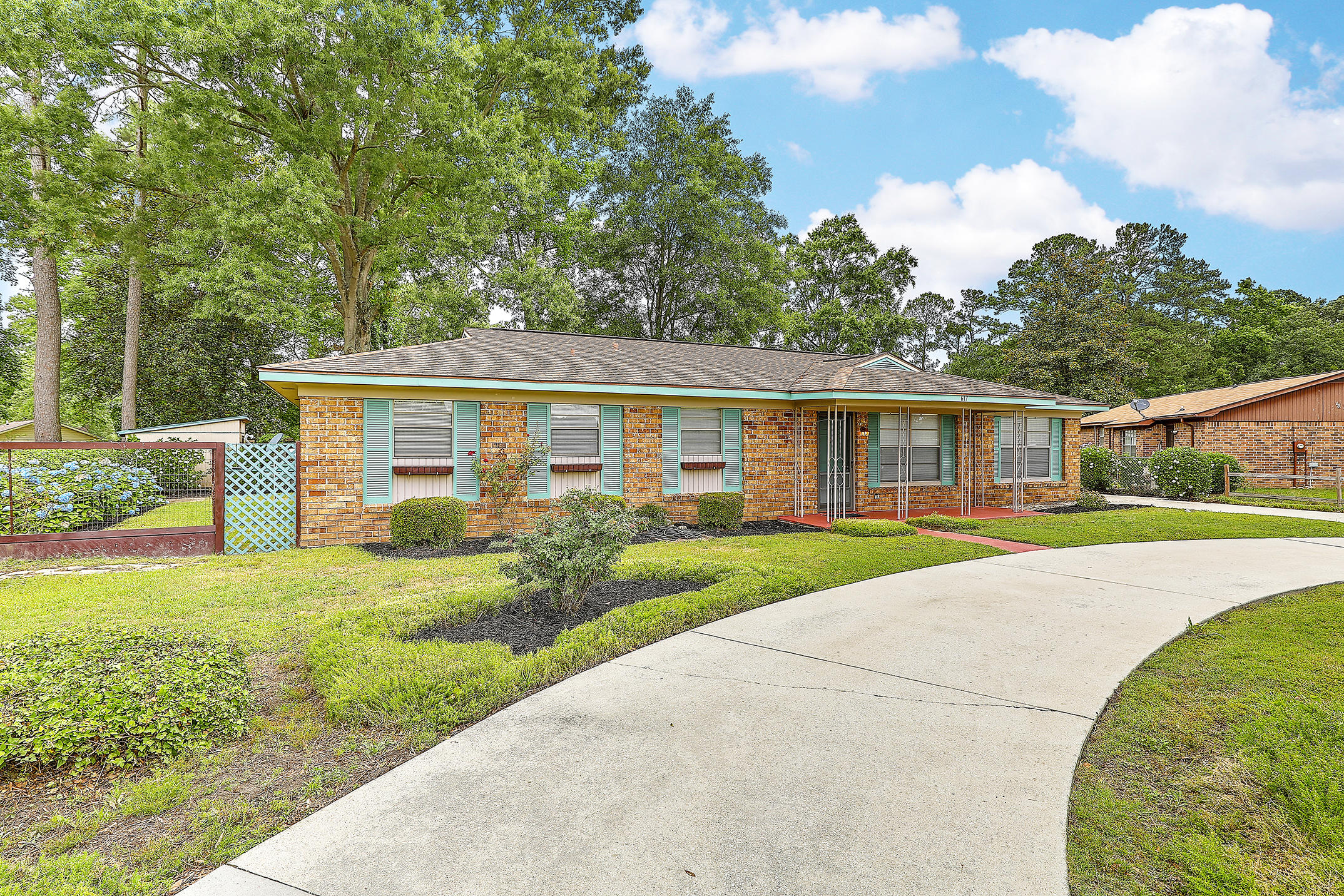 617 College Park Road Ladson, SC 29456 - Photo 28 of 28 Landscaped Yard