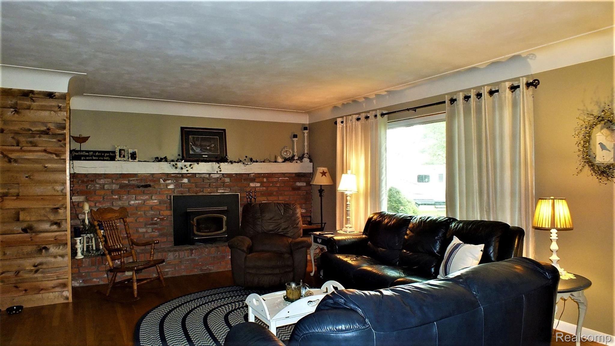 5381 Oak Grove Road Howell, MI 48855 - Photo 7 of 19 living room 2.JPG
