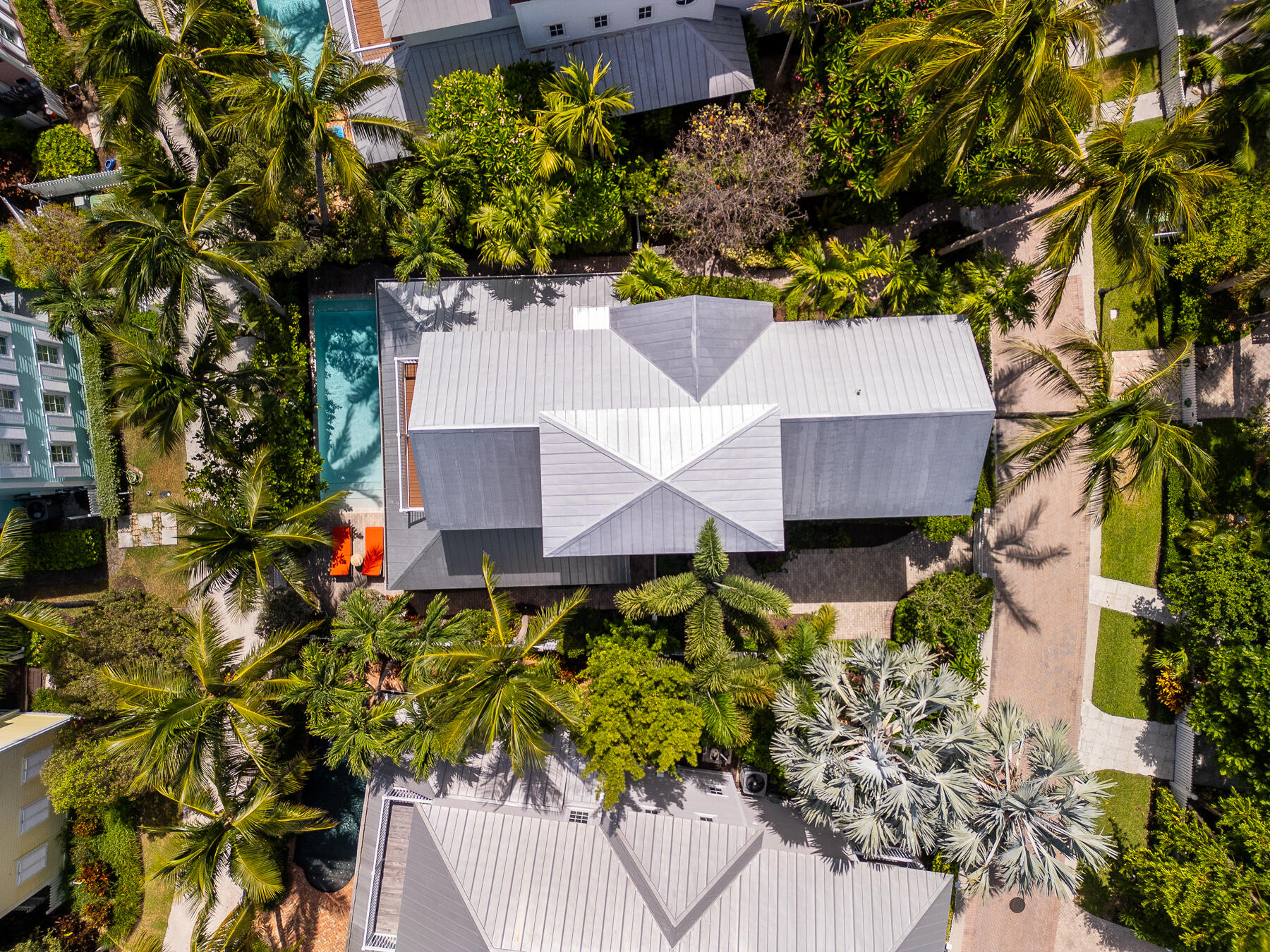 51 Sunset Key Drive Key West, FL 33040 - Photo 52 of 64 51 SUNSET DR WEB-51