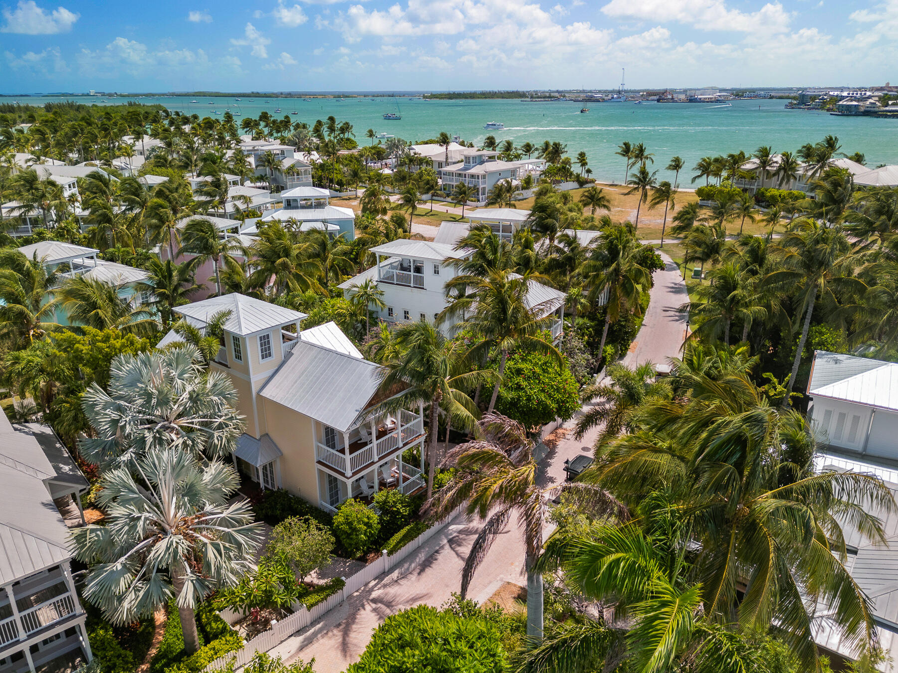 51 Sunset Key Drive Key West, FL 33040 - Photo 55 of 64 51 SUNSET DR WEB-54