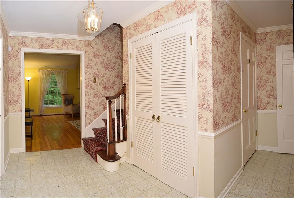 7949 Spring Mill Road Indianapolis, IN 46260 - Photo 13 of 36 Gallery Image 13