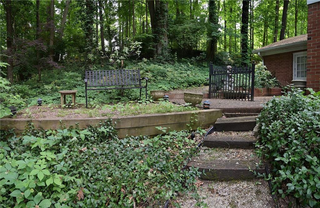 7949 Spring Mill Road Indianapolis, IN 46260 - Photo 31 of 36 Gallery Image 31