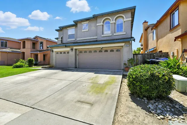 $780,000 | 9452 Lyndley Plaza Way, Elk Grove, CA 95624