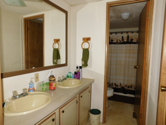 27 Fox Run Road Swanzey, NH 03446 - Photo 9 of 13 Gallery Image 9