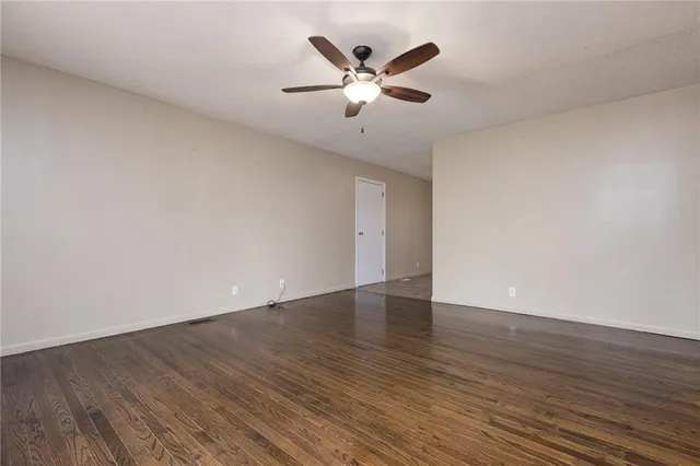 $164,900 | 9219 Lewis Avenue, Kansas City, MO 64138